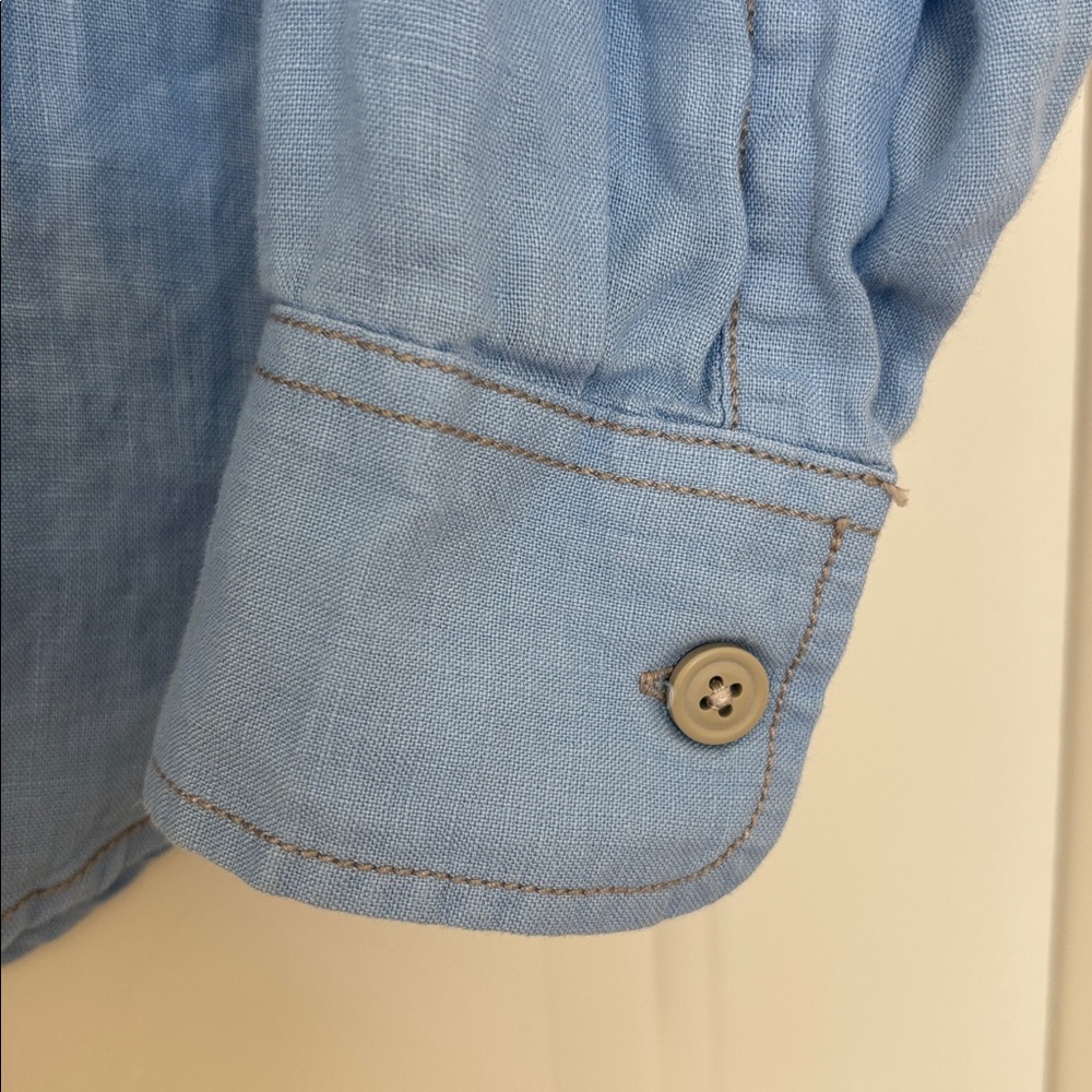 Men's GAP Light Blue Denim/Linen Casual Shirt - Picture 5 of 6